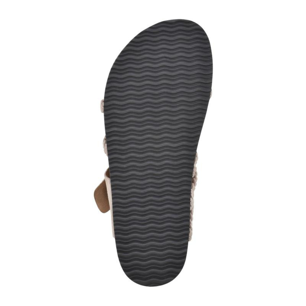 Elegantes sandalias tejidas