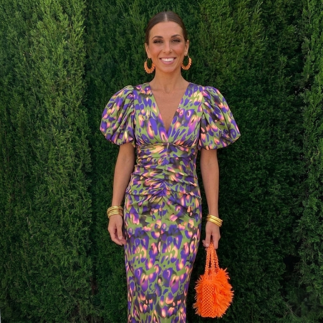 Vestido con mangas plisadas