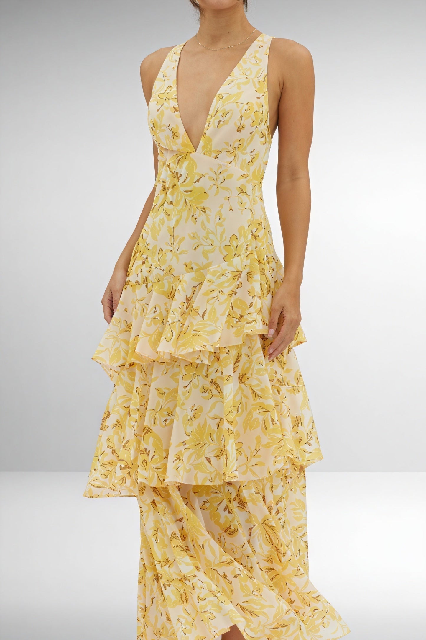 Vestido con Estampado Floral y Escote Profundo