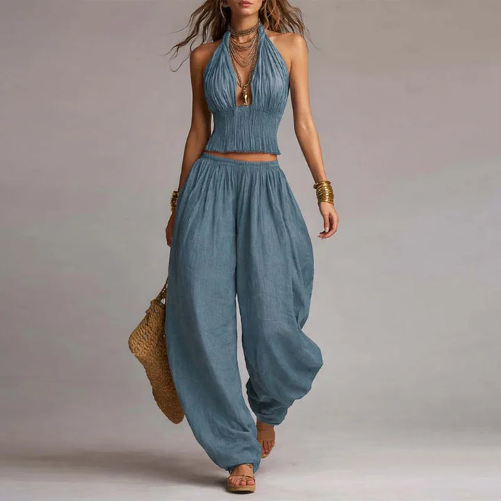 Conjunto Boho Chic Ibiza de 2 Piezas – Top Halter Calado y Pantalón Fluido de Cintura Elástica