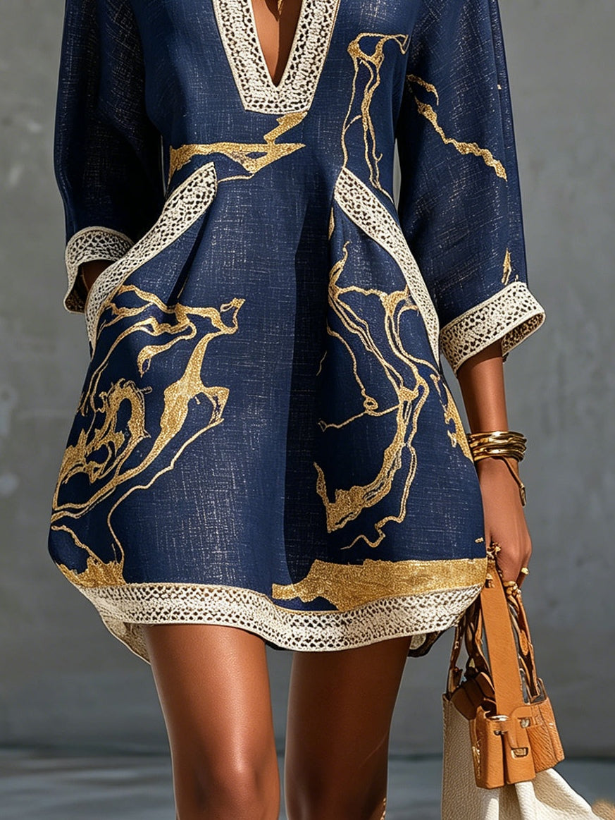 Carlota | Vestido Mini de Encaje de Ganchillo Azul Marino con Motivos Dorados y Escote en V