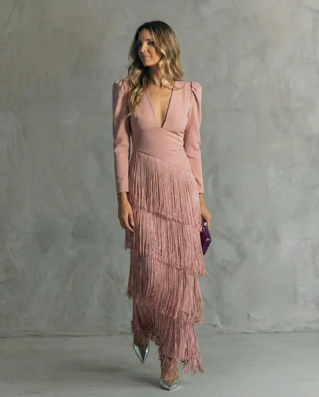 Chiara | Vestido elegante con mangas de flecos