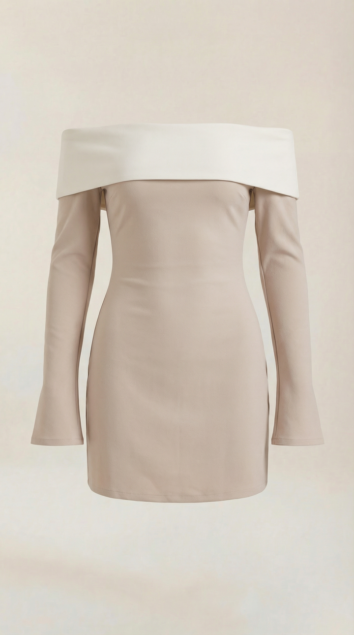 Minivestido ajustado de mujer con hombros descubiertos